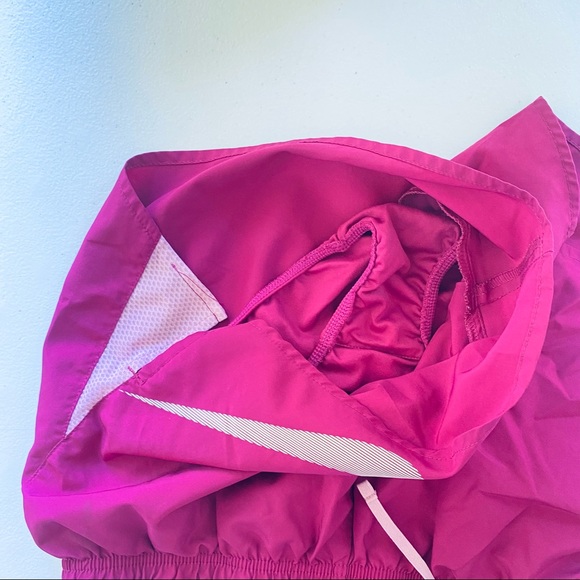 Nike Swoosh Size Medium Wine Purple Shorts w Linin - Picture 4 of 6